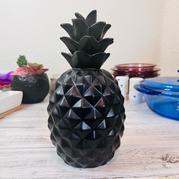 Other - 🍍CERAMIC PINEAPPLE BLACK GOTH BOHO FARMHOUSE DECOR